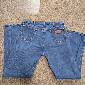 Men's Wrangler Jeans 13MWZGK Size 35x32 Blue